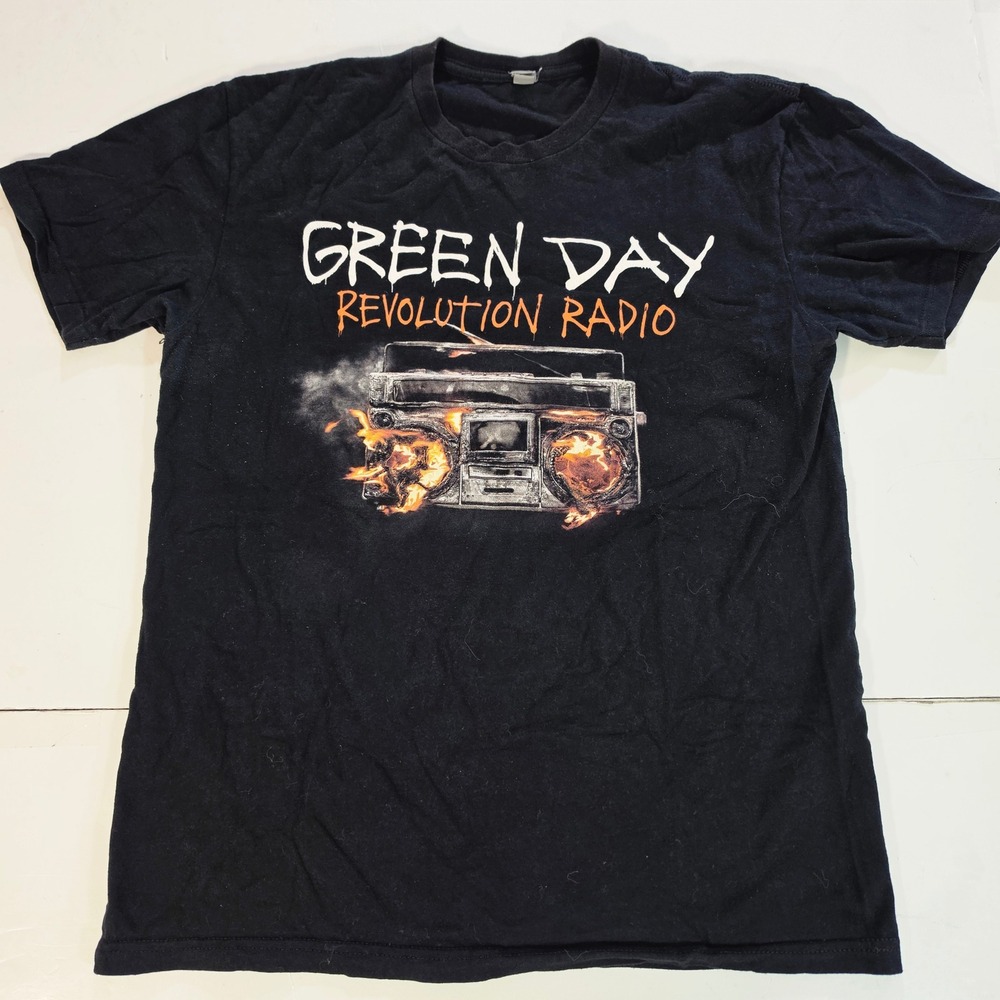 Green Day Revolution Radio Spring Tour 2017 T-Shirt Black Medium Concert Tee